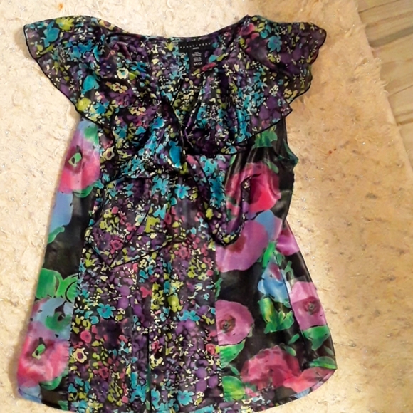 Apostrophe Tops - Top for work or casual,  tropical and lightweight